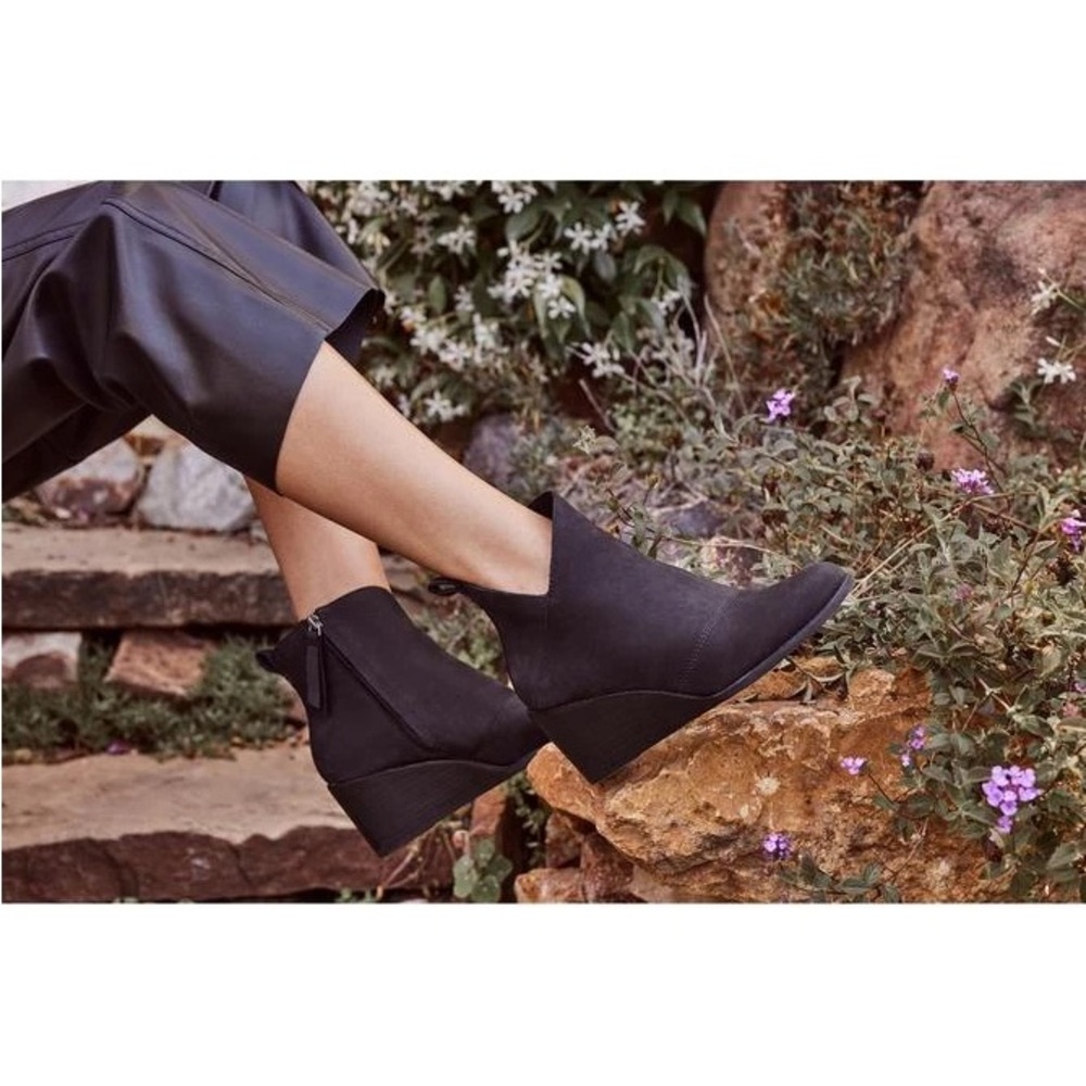 TOMS Sutton Black Women's Wedge Ankle Boots - Sleek Everyday Style